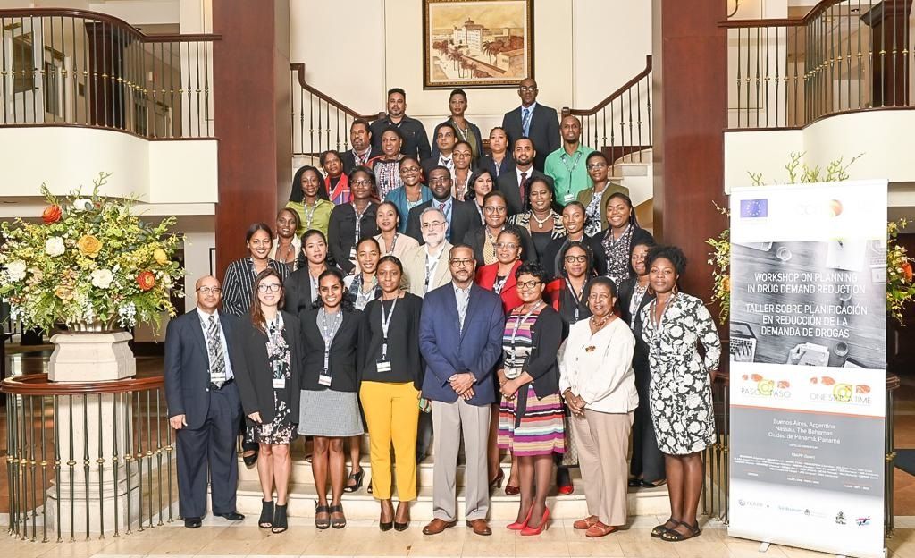 La nueva herramienta de COPOLAD para la planificación en programas para la reducción de la demanda de drogas se presenta en los países del Caribe
